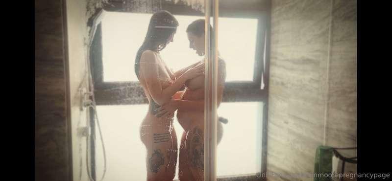 Gorgeously shot lesbian pregnancy scene with the beautiful @..