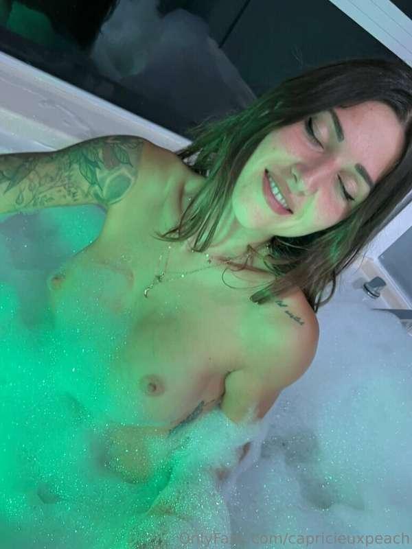 Joder mi amor necesito tu dura polla ahora🍆💦 Vamos a jugar p..