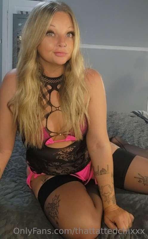 thattattedchixxx image #0