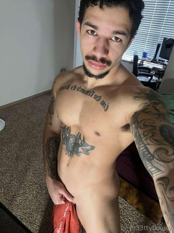 Feeling hungry? I’ve got a mouthful for you 💦