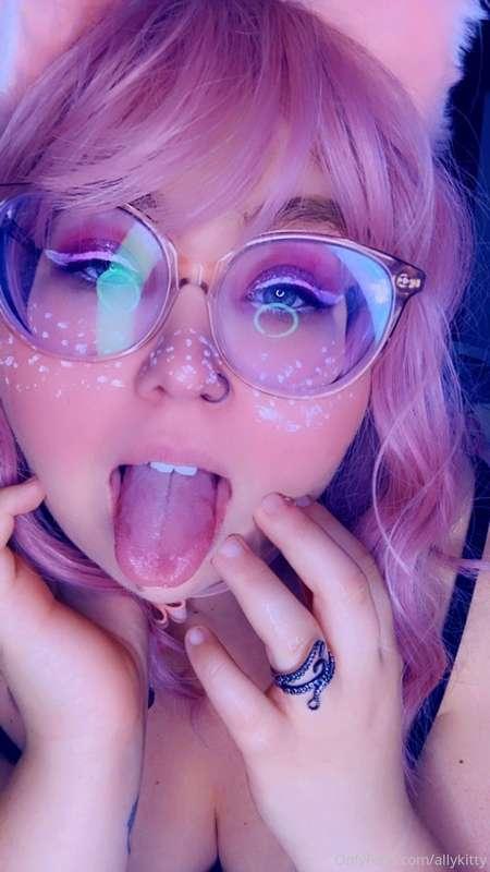 allykitty image #3