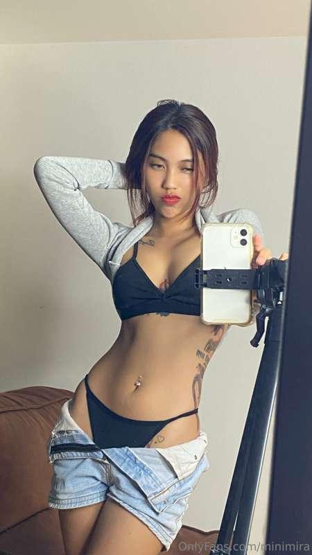 how may I serve you master ? :3 🙈