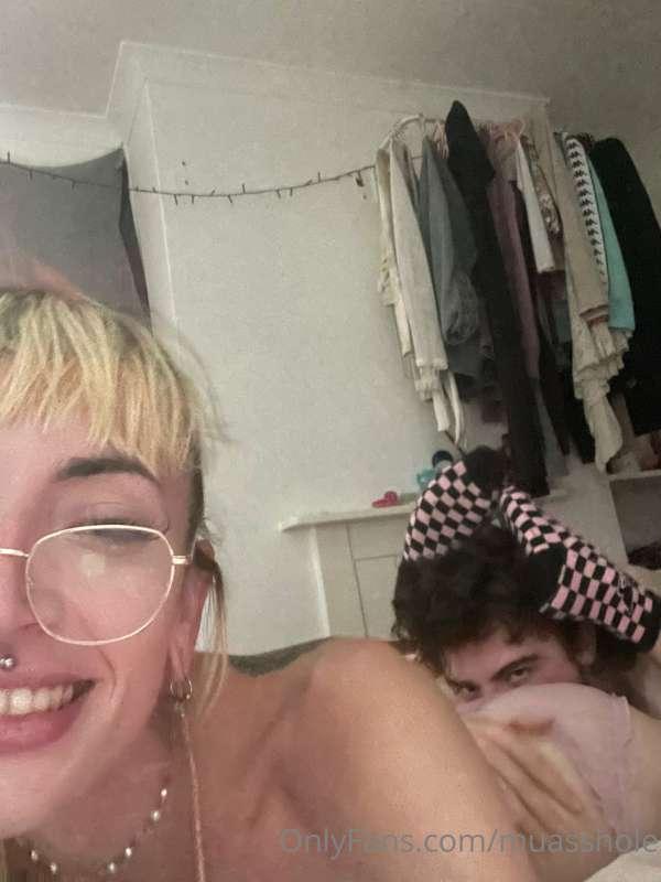 who do you think is happier ?