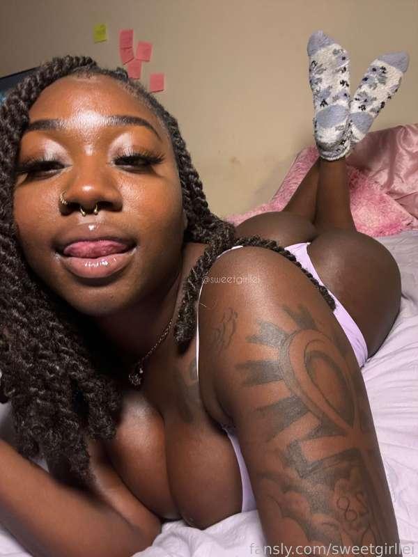 sweetgirllei image #4