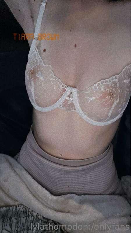 my titties just wanted to say hello 👋 🤭