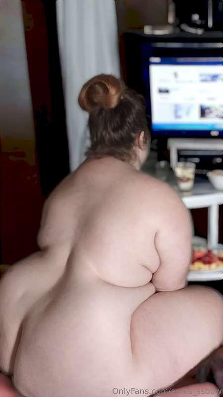 Do you see how much food is in front of me? I am sitting in ..