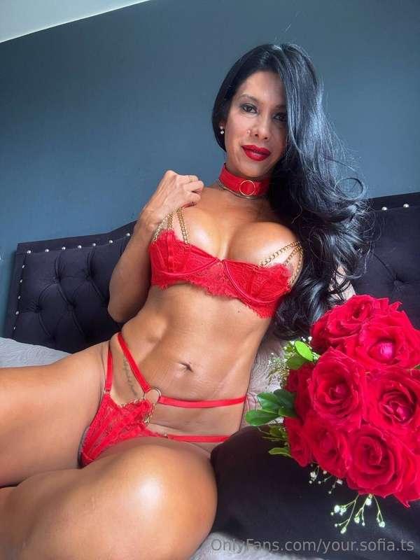 Want some of this? come and get it🖤💦