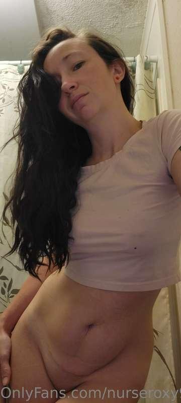 Hello, you're favorite naughty nurse here ready to play. Com..