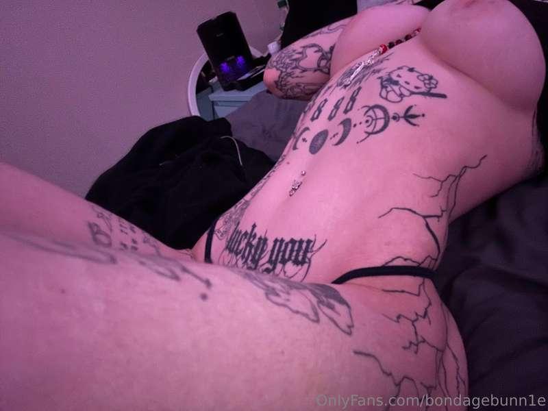 bondagebunn1e image #0