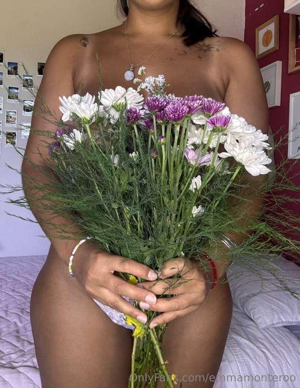 emmamonteroo image #2