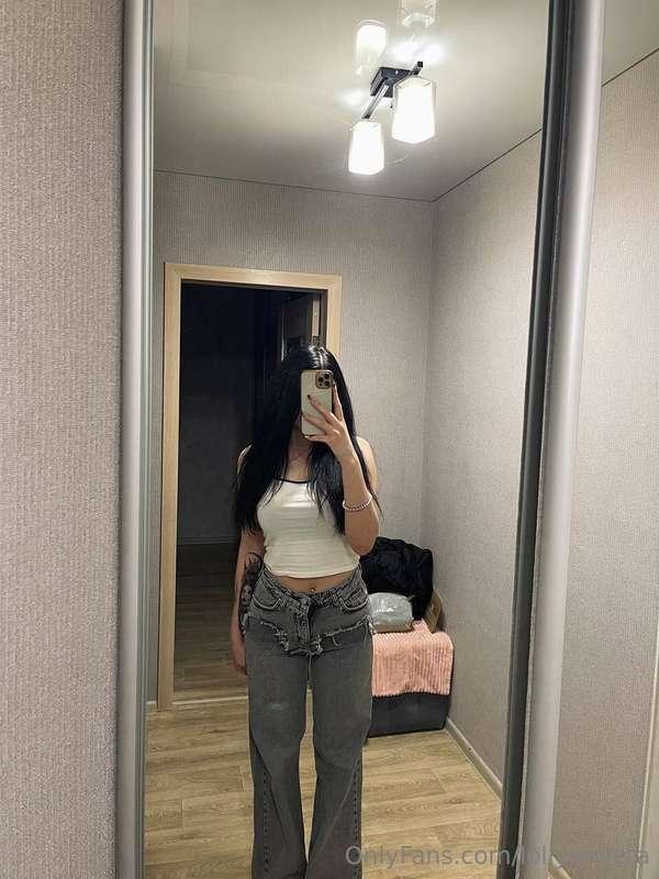 Just a selfie, just me, tell us about your plans for the eve..