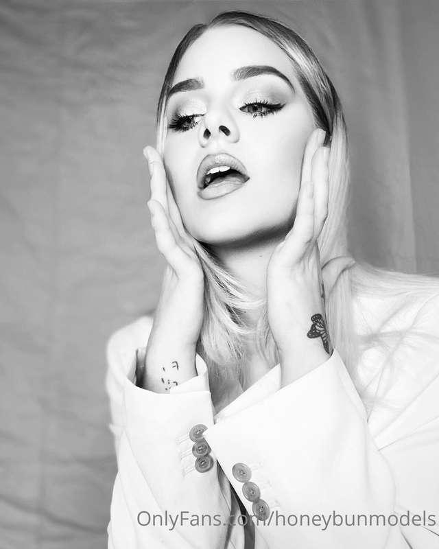 honeybunmodels image #2