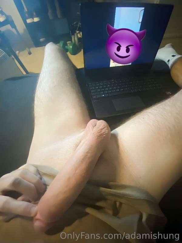 Do you wanna watch some porn with me??… 😈❤️
