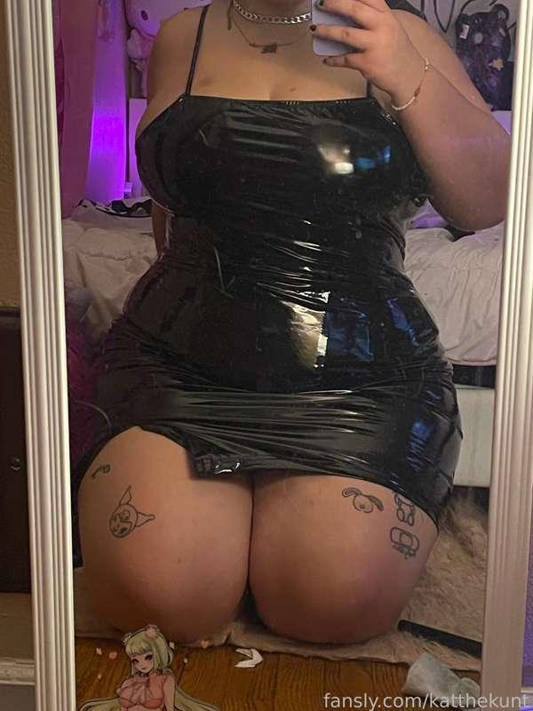 Hello 🖤