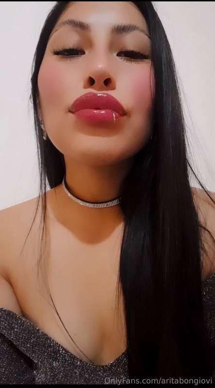 Happy Women's Day to me! That even being alone I can and wil..