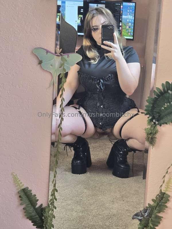 mushroombitchx image #4