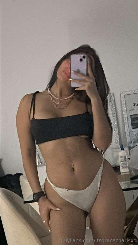 I could be your favorite distraction. 🙈