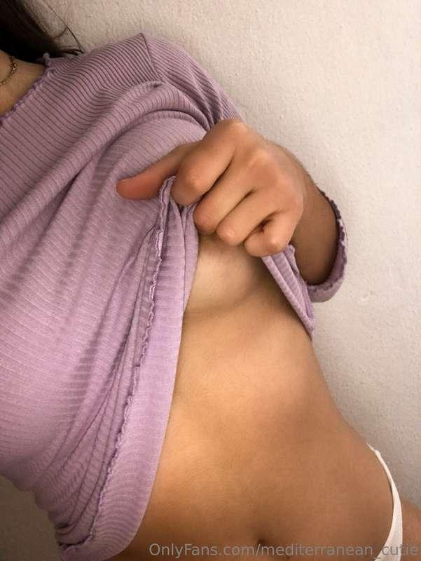 Bet you can’t stop staring 😘