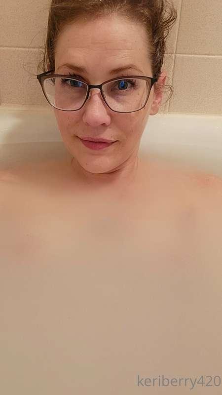 Flower power Milk Bath Nudes 🌸💕