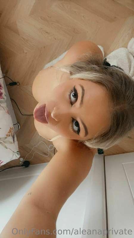 Mouth open wide ready to take daddys cock 🥹💦