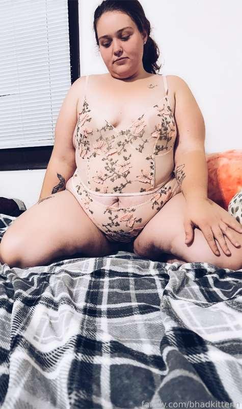 bhadkittenn image #2