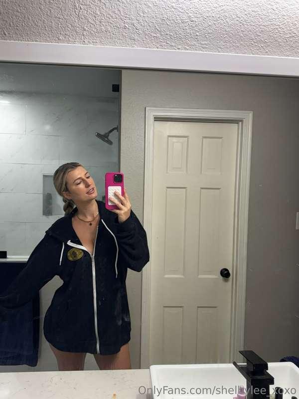 Do you think I look cute like this? 💗