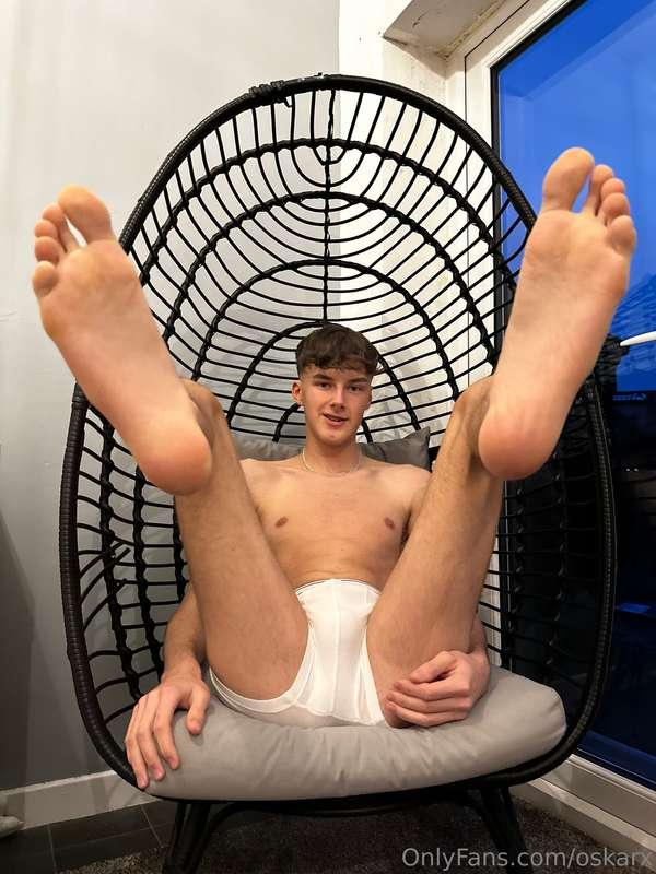 What would you do with me in this position😈