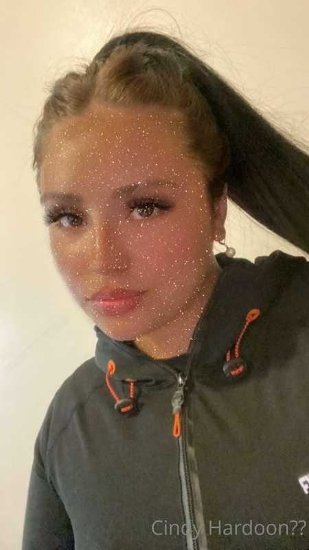 send me tip and i will give you dick rating 🥵