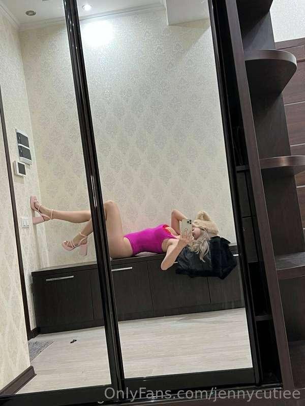 Cum here babe