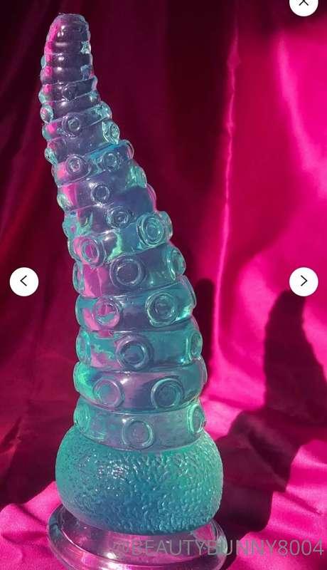 Sneek peak of what's to make me cum next  I've always have b..