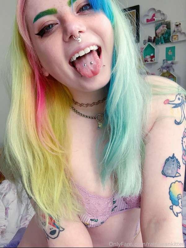 just some silly tongue snaps😛 my tongue piercings are my fav..