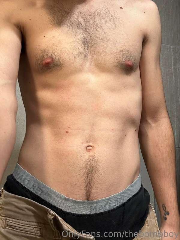 Thinking about shaving it all off and using this at home las..