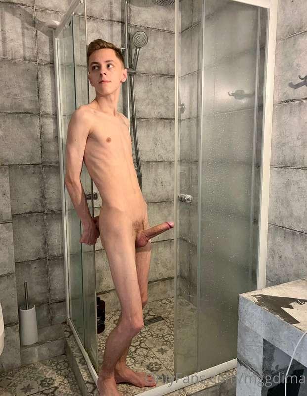 Do you always get horny after a shower, too?  🚿