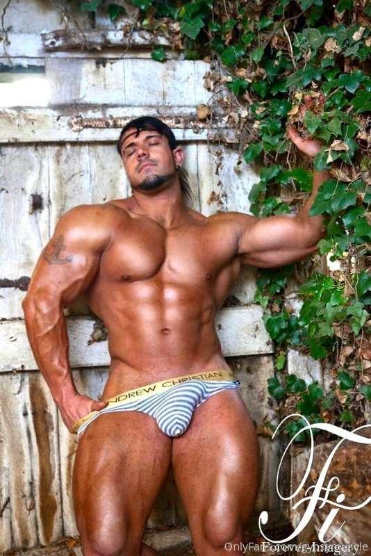 Welcome to this exclusive gallery. Here you’ll find a collec..