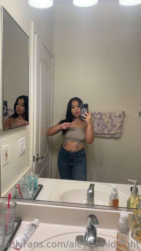Like for the first comment for the second😋