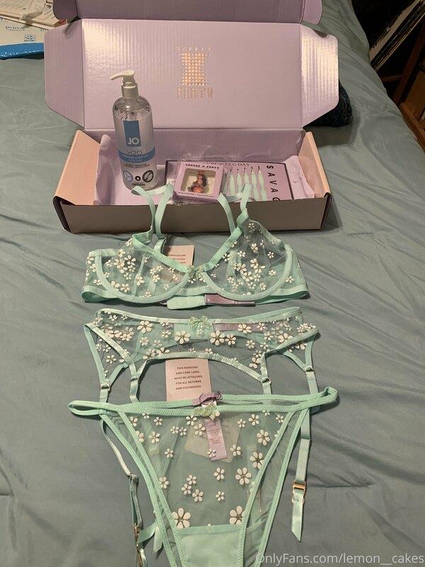 Awww!!! Look what I came home to find! New lingerie, and a m..