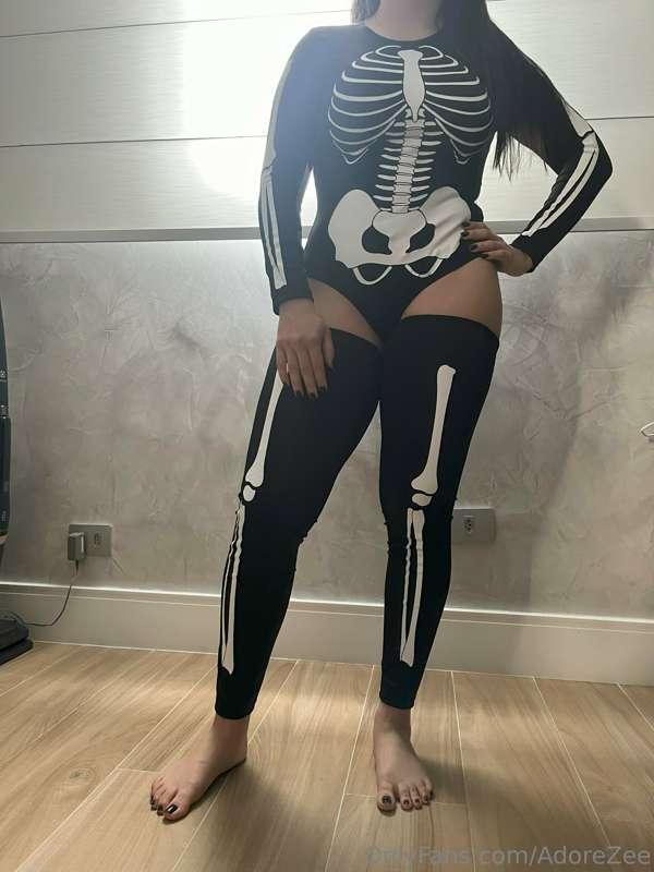 How about this for today's party? Too slutty? 😂