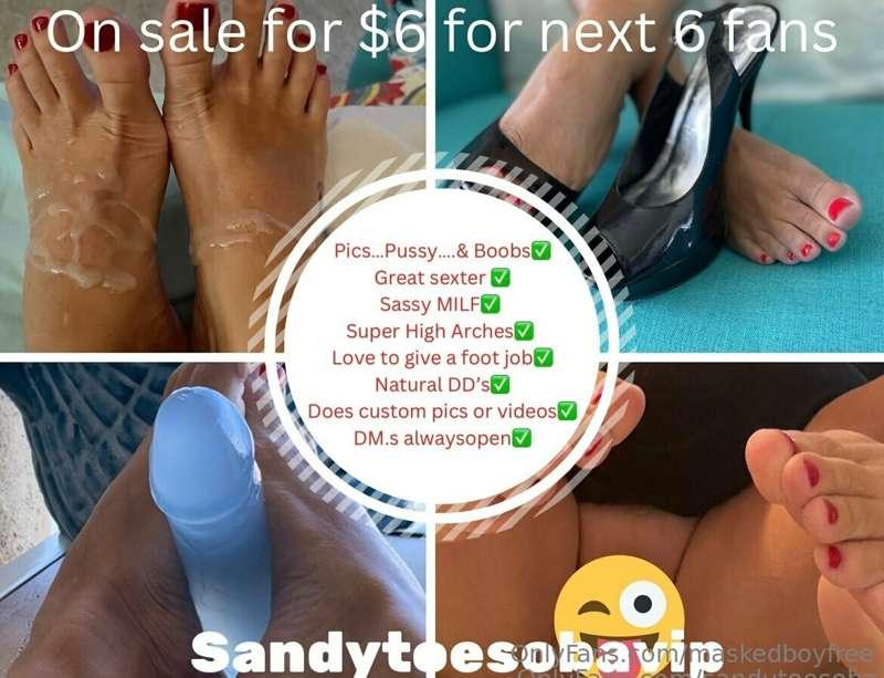 Have you met my big titty MILF friend yet? Sexting makes her..