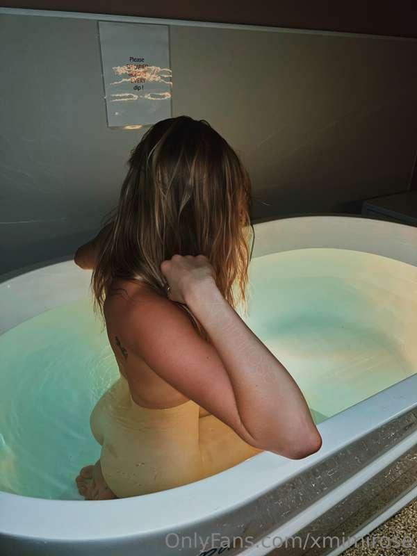 Would you do a cold plunge with me? 🥰