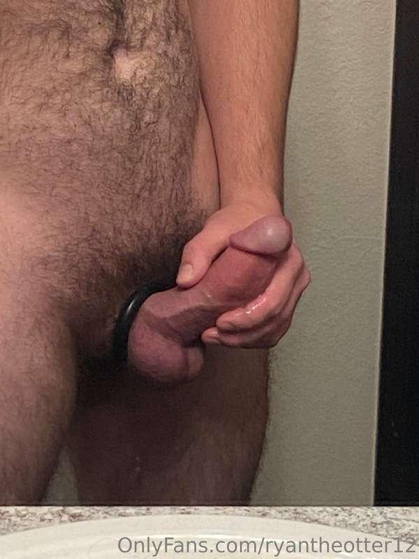 Who wants to see me jerk off with my cockring? 😈