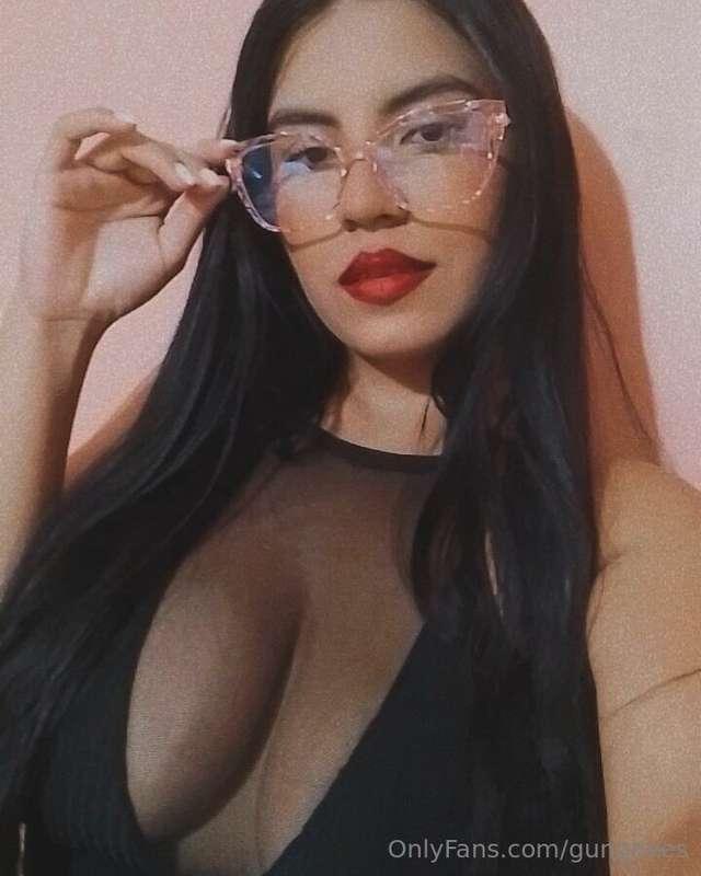 Here she is.. she wants to model for us.. what are we thinki..