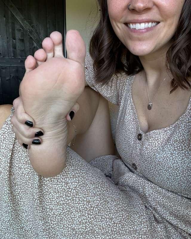 look at those soles😍