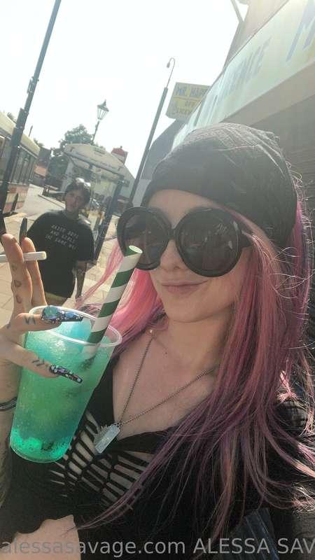 Guess who just booked a taxi ride later this month? 🤔