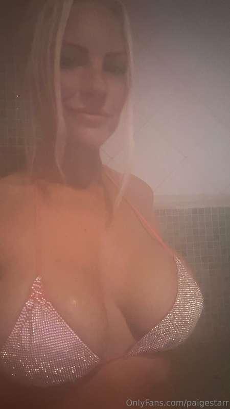 It’s a bit steamy in here 😂