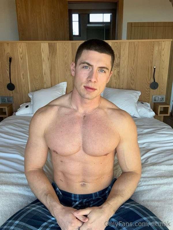 Hot morning babe 😏