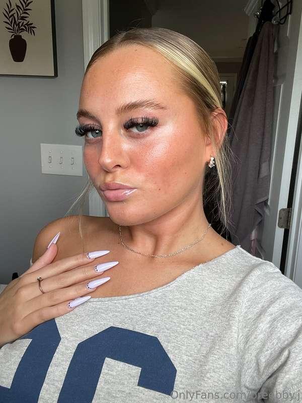 Classy and a lil bit naughty 🫦