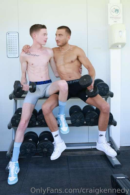 **NEW !**
***Personal Training*** **a brand new video with F..