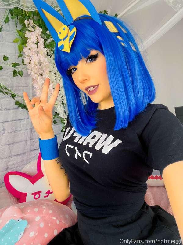 Lil Ankha selfie test ^u^!! I'm still waiting on stuff to ar..