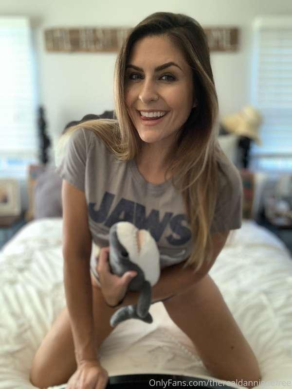 🌙 Sweet Dreams lovers! I will be chatting with all of you br..