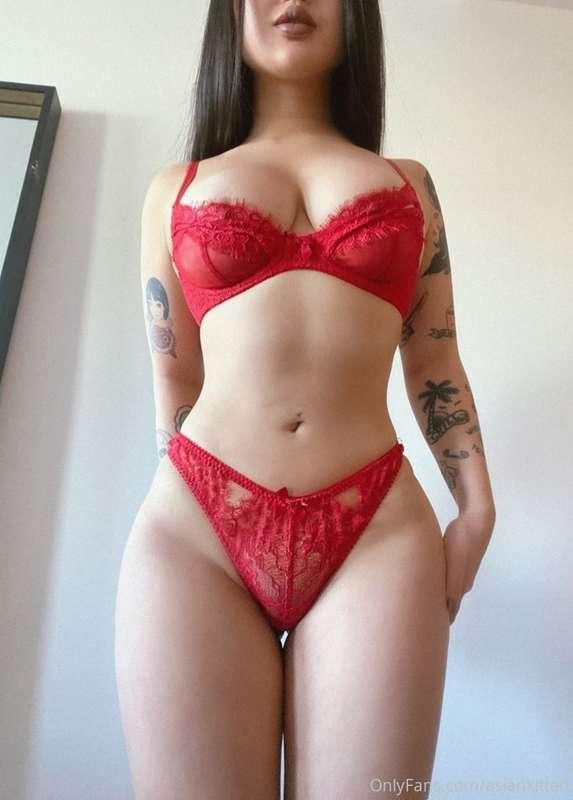 Stages of Undress -- pick your favourite in this photoset ♥️